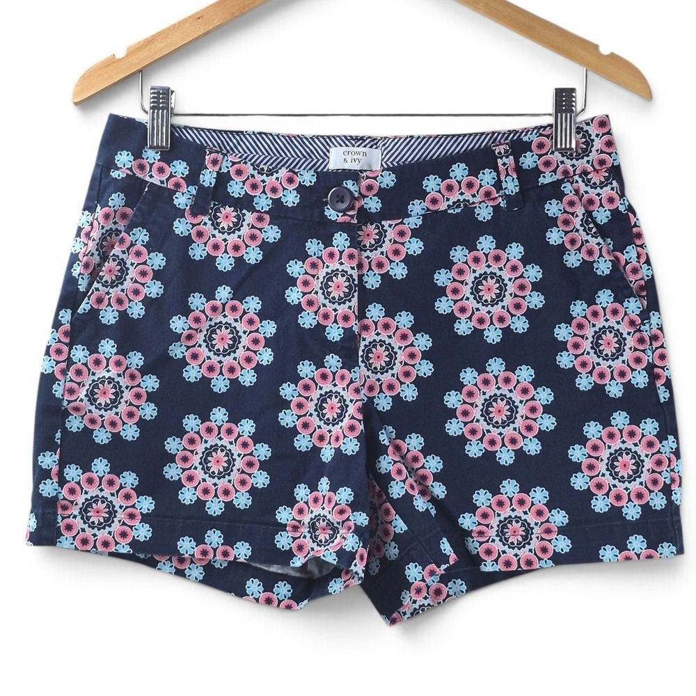 Crown & Ivy Shorts Women 4 Navy Pink Floral Medallion Chino Excellent Preppy